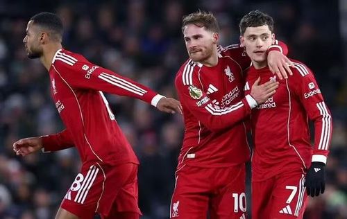Trong khi đó, Liverpool cũng quyết tâm có trọn 3 điểm ở vòng đấu này để duy trì lợi thế trong cuộc đua vô địch Ngoại hạng Anh mùa này khi đang xếp thứ 4 với 58 điểm. Ảnh: Internet.