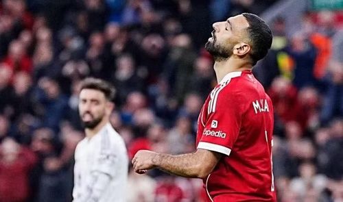 Đáng chú ý Mohamed Salah rất khó ra sân trong trận gặp Man United do chưa bình phục hoàn toàn chấn thương gân kheo gặp phải trước đó. Ảnh: AP.