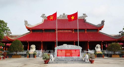Đền tưởng niệm các Anh hùng liệt sĩ và người có công tỉnh An Giang trên địa bàn phường Rạch Giá. Ảnh: Lê Huy Hải - TTXVN