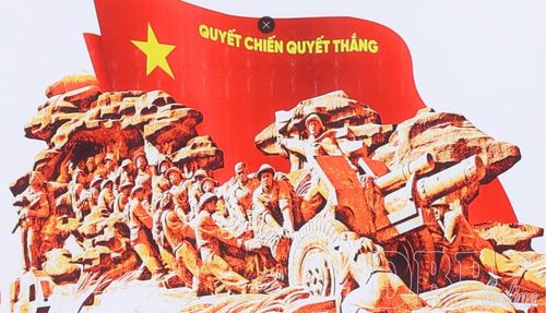 Tranh cổ động kéo pháo trong chiến dịch Điện Biên Phủ.