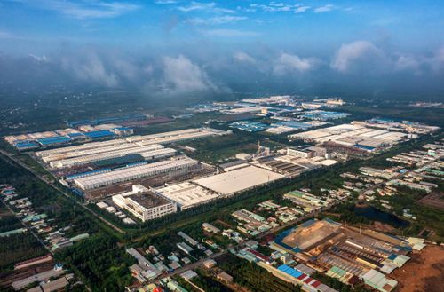  Xã Tân Phước 3 phấn đấu xã phấn đấu trở thành trung tâm về phát triển công nghiệp-thương mại-dịch vụ quan trọng của tỉnh. 