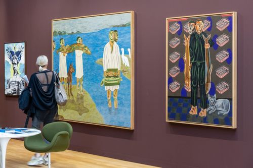  Các tác phẩm của họa sĩ đương đại Mariane Ibrahim được trưng bày tại khu Galeries trong khuôn khổ Art Basel Paris 2025. Ảnh: Art Basel.
