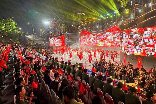 Chương trình nghệ thuật đặc biệt "Tổ quốc bình yên"