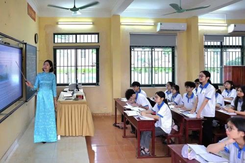 Giờ học của học sinh Trường phổ thông dân tộc nội trú trung học phổ thông tỉnh Tuyên Quang. (Ảnh: ĐẠI THẮNG)