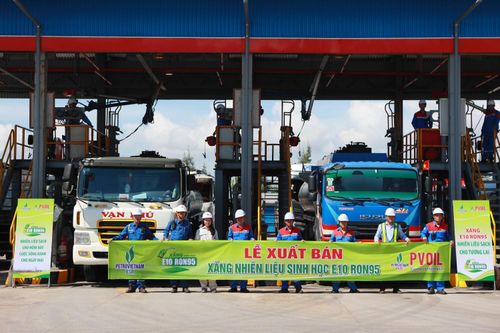 Nhà máy Lọc dầu Dung Quất thuộc BSR tổ chức lễ xuất bán xăng E10.