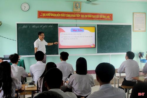 Việc ôn tập kiến thức cho học sinh Trường THPT Hàm Nghi sẽ kết thúc vào ngày 6/6.