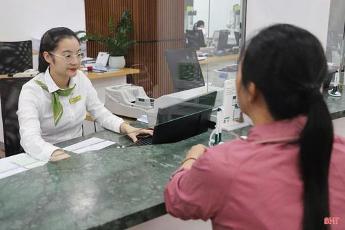 Tính đến cuối tháng 4/2026, tổng nguồn vốn huy động trên địa bàn Hà Tĩnh đạt khoảng 130.900 tỷ đồng, tăng 3,7% so với đầu năm; tổng dư nợ đạt khoảng 133.570 tỷ đồng, tăng 5,4%.