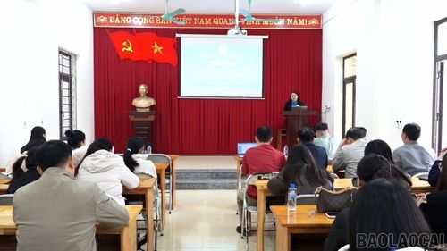 Tỉnh Lào Cai tổ chức nhiều lớp tập huấn chuyên môn nghiệp vụ cho đội ngũ công chức, viên chức cấp xã, phường.