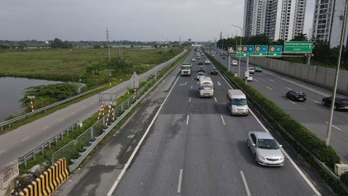 Cao tốc Pháp Vân - Cầu Giẽ, phương tiện di chuyển thuận lợi. Ảnh: Phạm Công