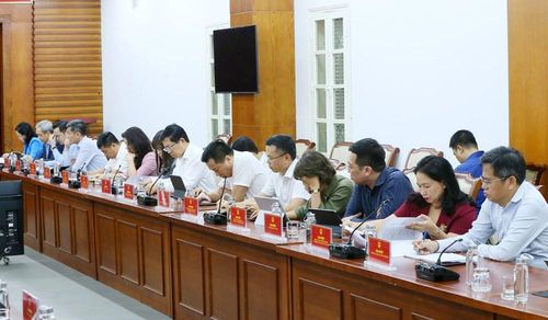 Lãnh đạo các đơn vị thuộc Bộ VHTTDL dự buổi làm việc