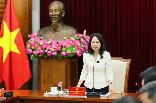 Bộ trưởng Bộ VHTTDL Lâm Thị Phương Thanh phát biểu chỉ đạo tại buổi làm việc