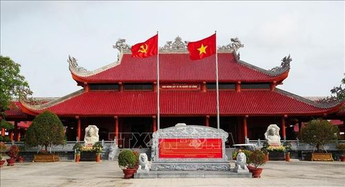 Đền tưởng niệm các Anh hùng liệt sĩ và người có công tỉnh An Giang trên địa bàn phường Rạch Giá. Ảnh: Lê Huy Hải/TTXVN