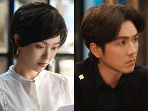 Hai dự án mới Mật ngữ ký và Tình yêu không có thần thoại vô tình rơi vào thế đối đầu.