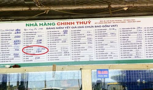 Bảng giá đã được nhà hàng niêm yết công khai.