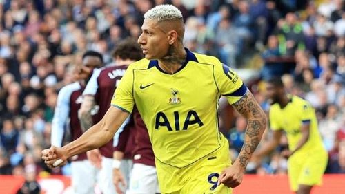 Richarlison tỏa sáng.