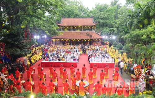 Quang cảnh khai mạc Lễ hội chùa Long Đọi Sơn năm 2026.