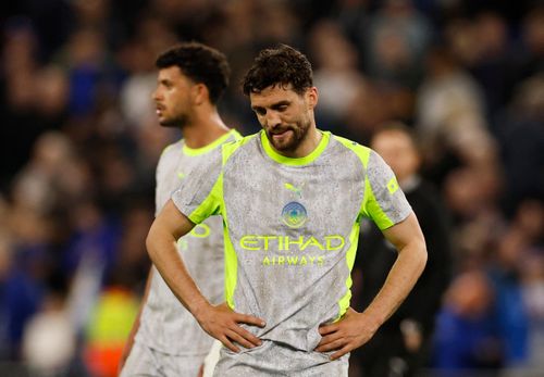 Man City giờ không thể tự định đoạt số phận.