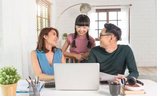 Gia đình chính là nơi đầu tiên và quan trọng nhất để trẻ học cách ứng phó với tình huống khẩn cấp trong cuộc sống. Ảnh: Everest.