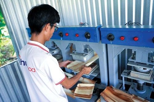 Quá trình dập tạo hình từ mo cau.