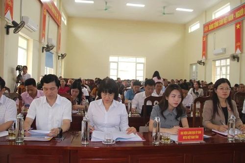 Các đại biểu dự hội nghị.