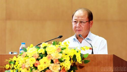 Đồng chí Sùng A Lềnh - Phó Trưởng Đoàn đại biểu Quốc hội chuyên trách tỉnh Lào Cai đã báo cáo với cử tri về tình hình kinh tế - xã hội của đất nước và của tỉnh trong 3 tháng đầu năm 2026.