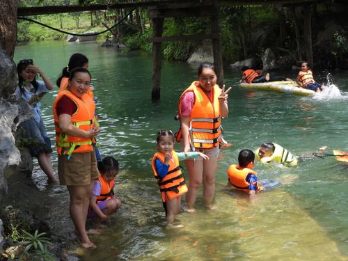 Công tác đảm bảo an toàn cho du khách được đảm bảo tốt tại khu du lịch sinh thái Sơn Kiều. Ảnh: Hoàng Anh