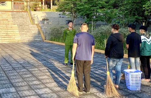Học sinh, thanh thiếu niên có biểu hiện chưa ngoan được tham gia lao động công ích.