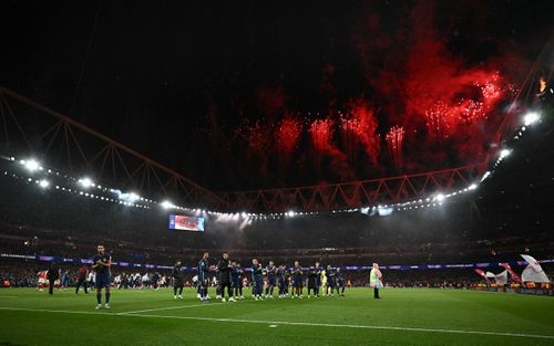  Pháo hoa rực rỡ trái ngược với nỗi buồn của Atletico Madrid. Đội bóng thủ đô khép lại mùa giải 2025/26 với hai bàn tay trắng. 