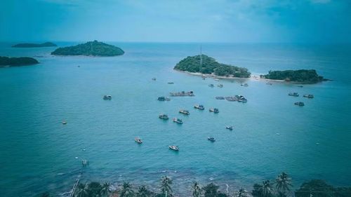 Ngoài vẻ đẹp hoang sơ, quần đảo "Hải Tặc" (xã Tiên Hải, tỉnh An Giang) còn có bề dày lịch sử gắn liền với những câu chuyện truyền thuyết về hải tặc huyền bí. (Ảnh: Văn Sĩ/TTXVN)