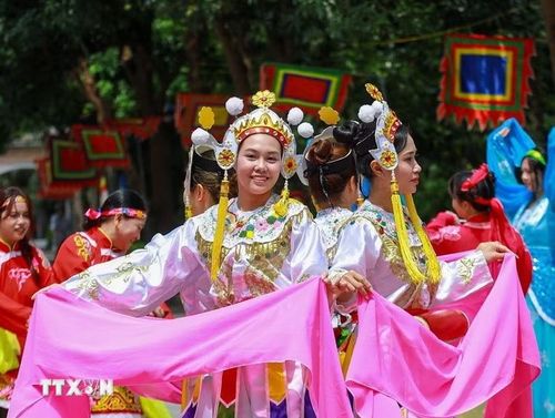 Đặc sắc múa Giảo long.(Ảnh: Khánh Hòa/TTXVN)