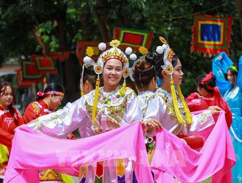 Đặc sắc múa Giảo long. Ảnh: Khánh Hòa - TTXVN