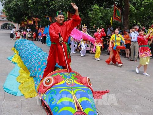 Đặc sắc múa Giảo long. Ảnh: Khánh Hòa - TTXVN
