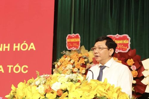 ThS.BSCKII Trần Văn Thiết, Bí thư Đảng ủy, Giám đốc Bệnh viện Ung bướu tỉnh Thanh Hóa phát biểu tại buổi lễ.