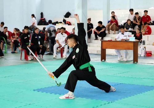 Vận động viên thi quyền thuật tại Đại hội Thể dục thể thao tỉnh lần thứ I năm 2026. Ảnh: LÊ TRUNG HIẾU
