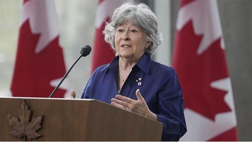 Bà Louise Arbour phát biểu sau khi được bổ nhiệm làm Toàn quyền Canada tiếp theo tại Ottawa. Ảnh: cbc.ca