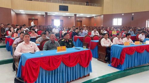 Các đại biểu dự Hội nghị