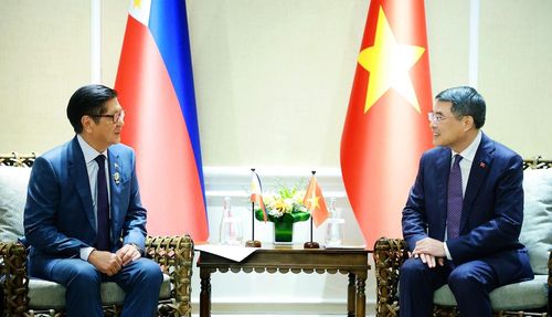 Thủ tướng Lê Minh Hưng gặp Tổng thống Philippines Ferdinand Romualdez Marcos Jr, Chủ tịch ASEAN năm 2026. Ảnh: Dương Giang – TTXVN
