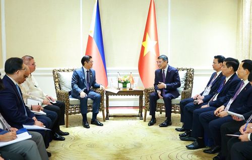 Thủ tướng Lê Minh Hưng gặp Tổng thống Philippines Ferdinand Romualdez Marcos Jr, Chủ tịch ASEAN năm 2026. Ảnh: Dương Giang – TTXVN