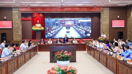  Hội nghị triển khai, thi hành Luật Thủ đô số 02/2026/QH16 tại điểm cầu trụ sở Thành ủy (số 9 phố Ngô Quyền, Hoàn Kiếm, Hà Nội). 