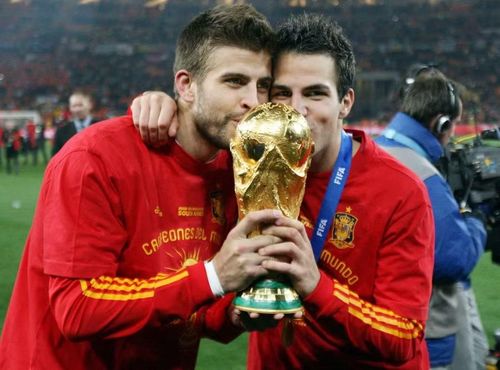 Thời còn thi đấu, trung vệ Gerard Pique giành nhiều danh hiệu lớn nhỏ, bao gồm cả chức vô địch World Cup 2010.