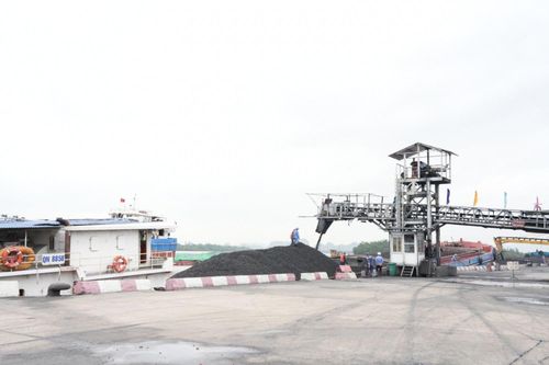 Tháng 4/2026, than tiêu thụ đạt 5,181 triệu tấn, trong đó than cho sản xuất điện đạt 4,230 triệu tấn.