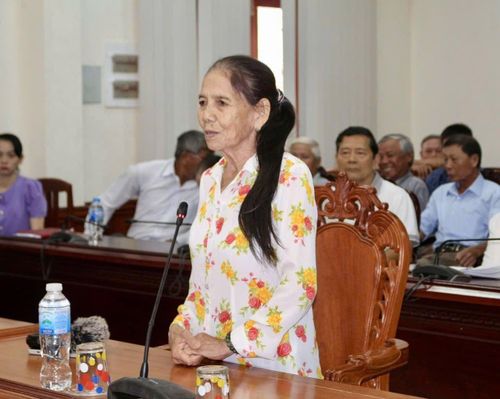 Cử tri Gia Lai phản ánh vấn đề “ngập úng, thủ tục đất đai tại” với đại biểu Quốc hội.
