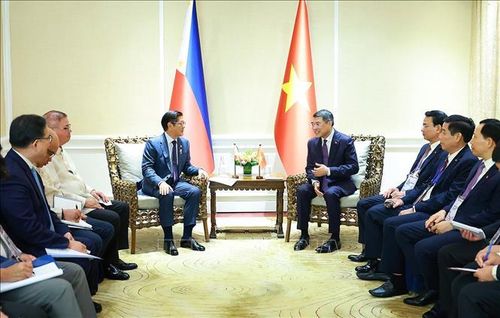 Thủ tướng Lê Minh Hưng gặp Tổng thống Philippines Ferdinand Romualdez Marcos Jr, Chủ tịch ASEAN năm 2026. Ảnh: Dương Giang/TTXVN