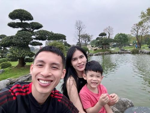 Hùng Dũng có gia đình hạnh phúc. Ảnh: FBNV.