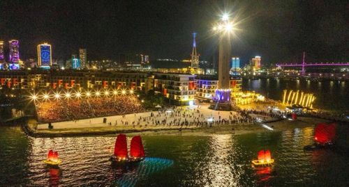 Từ “cú huých” của 2 kỳ nghỉ lễ lớn vừa qua, ngành du lịch Quảng Ninh vào guồng tăng tốc đón cao điểm du lịch hè.