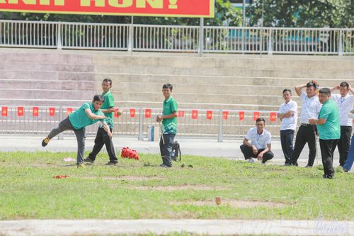 Bộ môn tù lu truyền thống của dân tộc Mông thi đấu tại Đại hội.