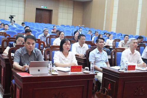 Đại biểu dự hội nghị.