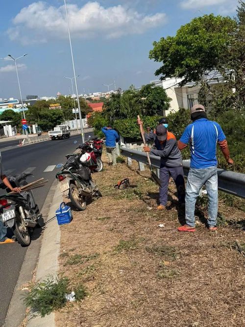 Công trình được khởi công trên tuyến đường dốc Lầu Ông Hoàng dẫn vào Khu du lịch quốc gia Mũi Né