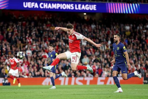 Arsenal vượt qua Atletico Madrid để vào chung kết Champions League 2025-2026.