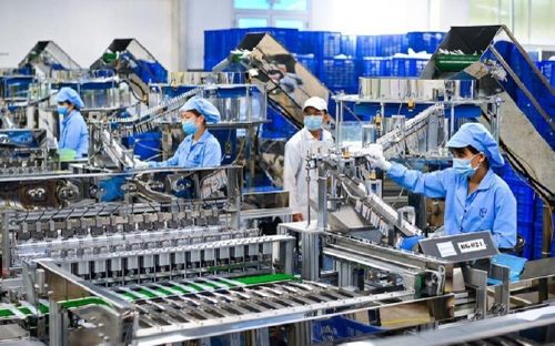 Từ góc nhìn cộng đồng doanh nghiệp, việc bãi bỏ các điều kiện kinh doanh được đánh giá là tín hiệu tích cực